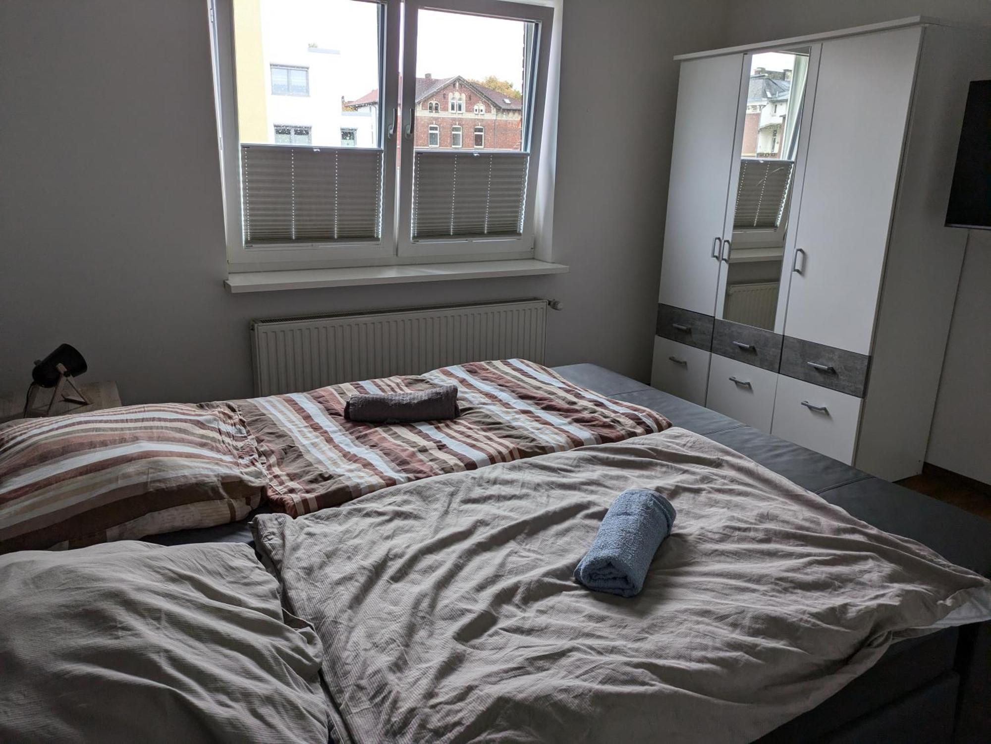 Schoene Einfache Ferienwohnung Zwischen Stadt Und Meer Вильгельмсхафен Экстерьер фото